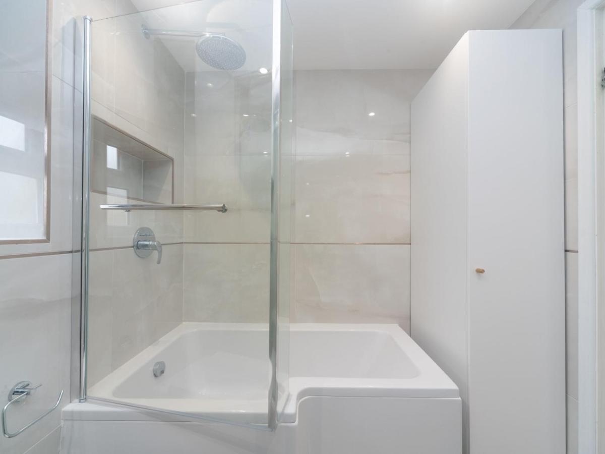 Casa vacanze Pass The Keys Spacious Cosy Close To Abbey Wood *