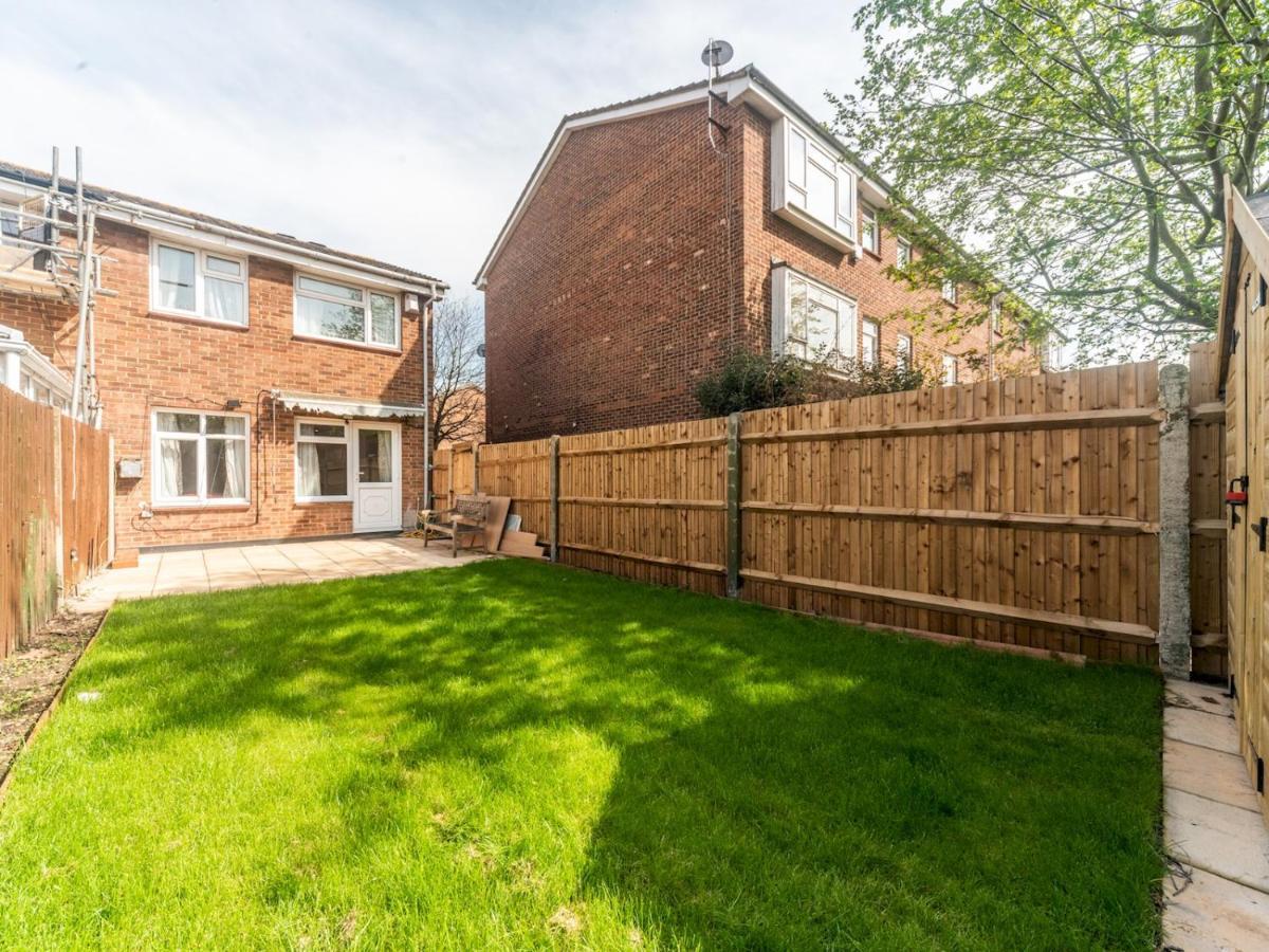 Casa vacanze Pass The Keys Spacious Cosy Close To Abbey Wood Londra