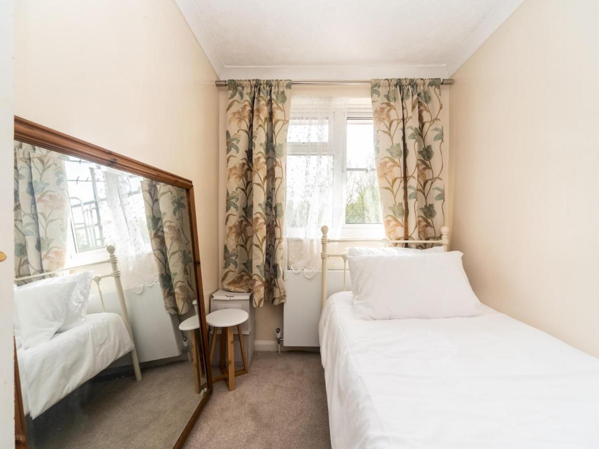 Casa vacanze Pass The Keys Spacious Cosy Close To Abbey Wood Londra