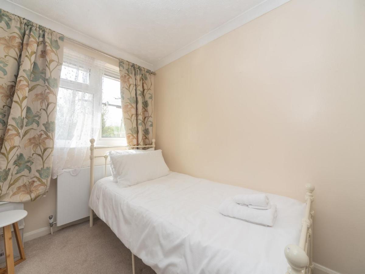 Casa vacanze Pass The Keys Spacious Cosy Close To Abbey Wood Londra